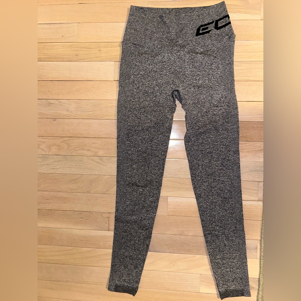 Gray Heathered Leggings with butt scrunch